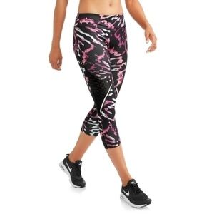 Avia Cropped Workout Leggings Large (12-14)